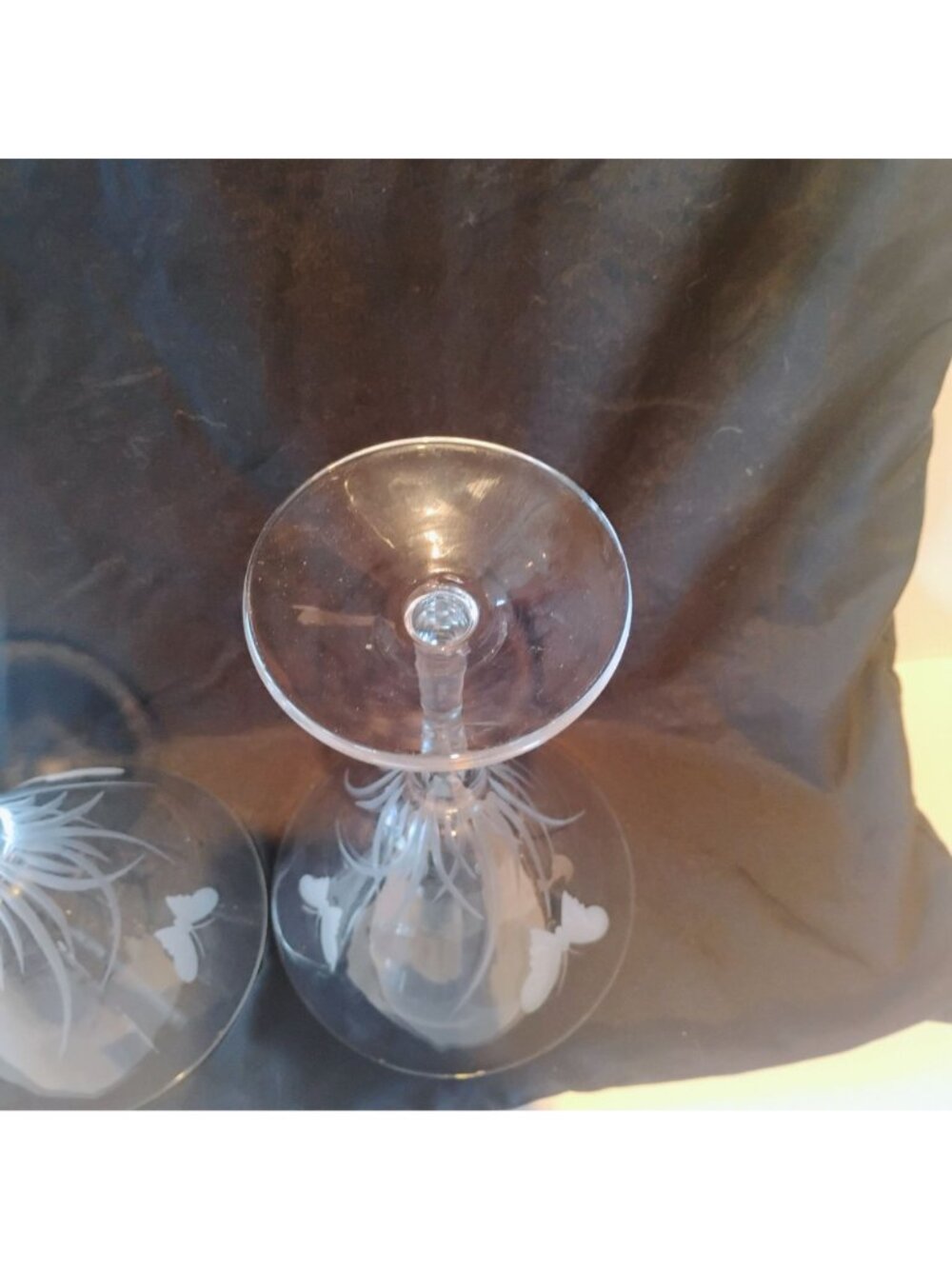 Etched Glass Butterfly Martini Cocktail Glasses Pair Set of 2 - Picture 7 of 8